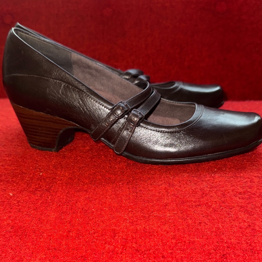 Clarks Chocolate Brown Leather Mary Jane Heels